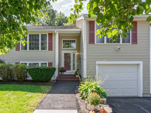 32 Forrest Street, Hampstead, NH 03826