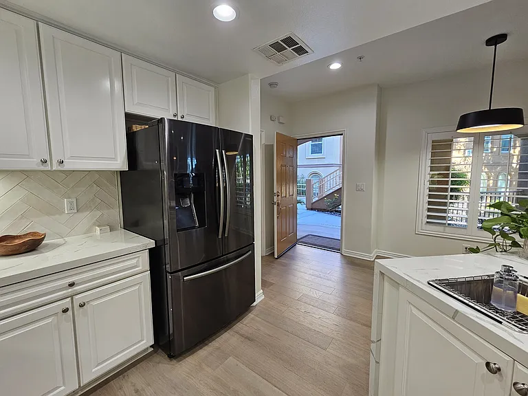 45245 Seeley Dr #18D — Photo 28