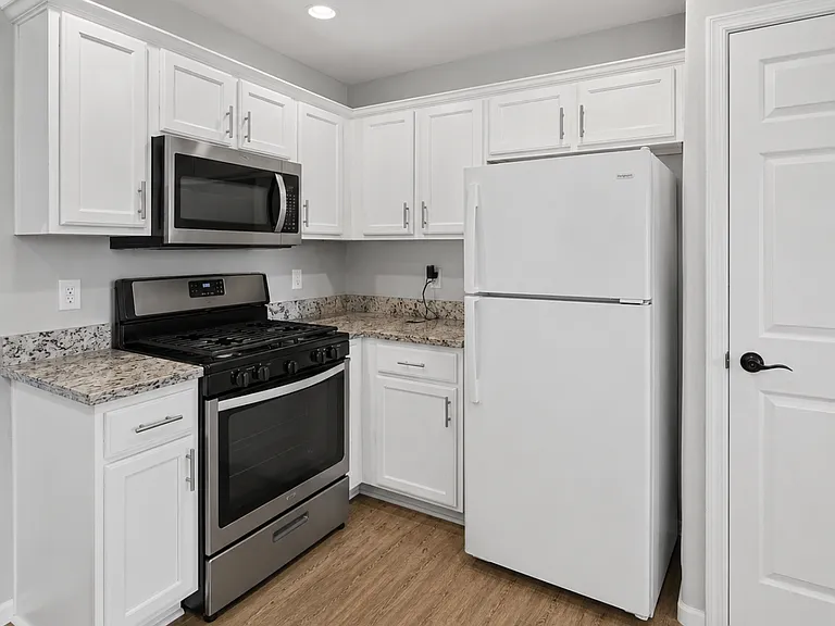 8330 S Camino Serpe — Photo 5