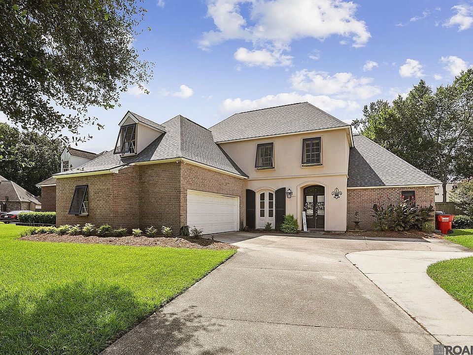 1st image of 36349 Cypress Glen Ave