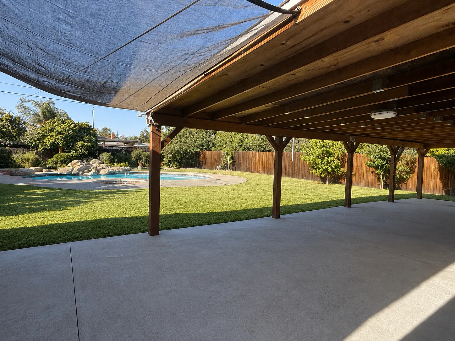 2 bed, 1018 sqft, $2,400 — Photo 4