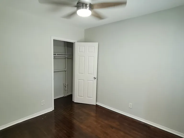 137 E Norwood Ct — Photo 24