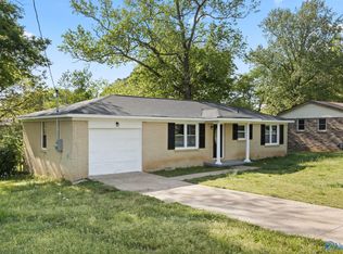 4209 Eastland Dr NW, Huntsville, AL 35810