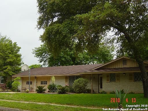 1st image of 3215 Litchfield Dr