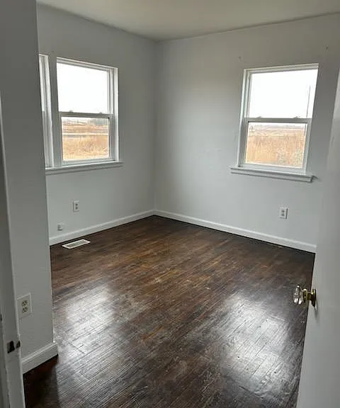 3617 W F St — Photo 7