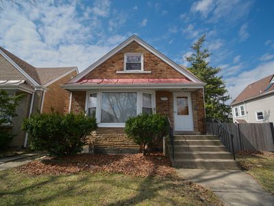 5714 N Austin Ave, Chicago, IL, 60646