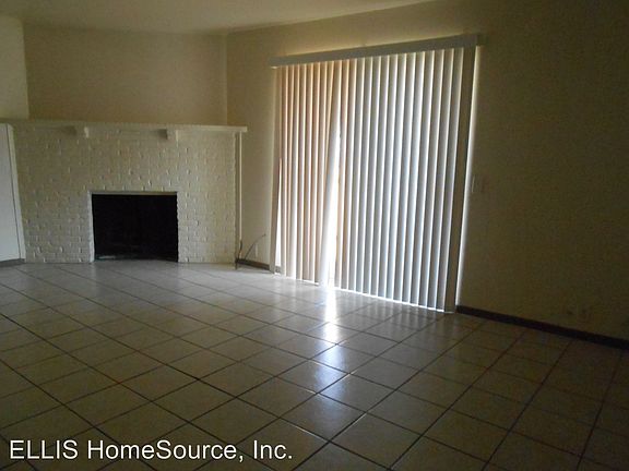3rd image of 133 Highland Park Ct