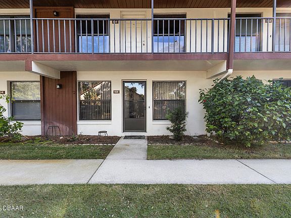2nd image of 112 La Costa Ln #115