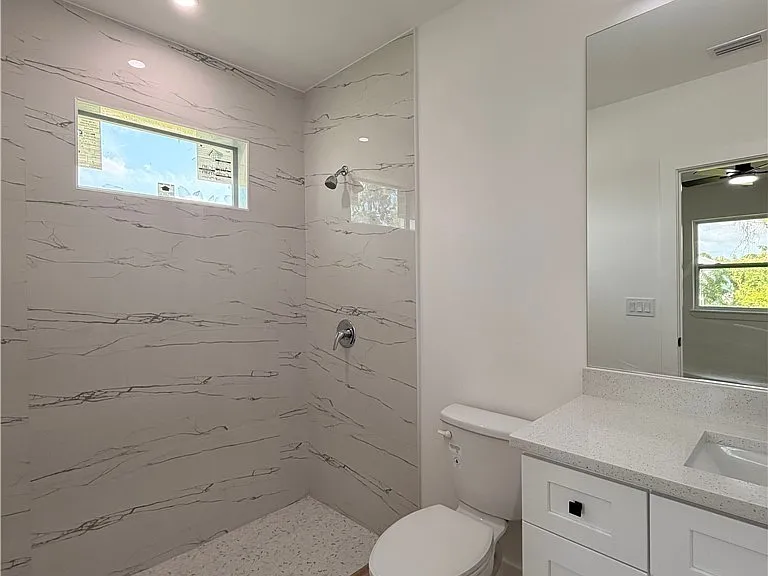 2212 Armour Rd — Photo 18