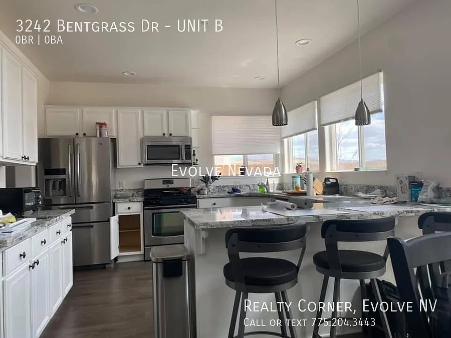 3242 Bentgrass Dr — Photo 3