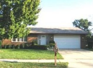 97 White Pine Dr, Springfield, IL 62712