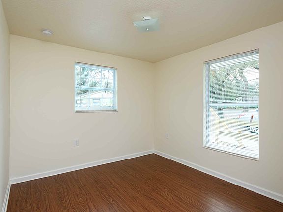 5th image of 1620 Idell St