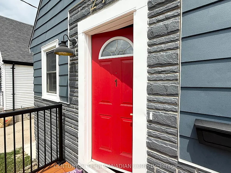 294 Vancouver St #1 — Photo 2