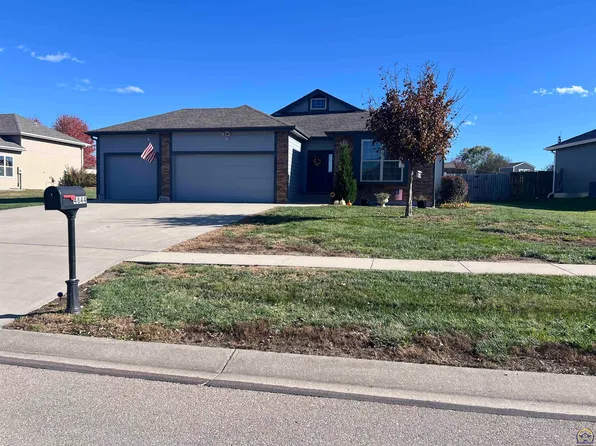 4844 NW Linwood Dr, Topeka, KS 66618