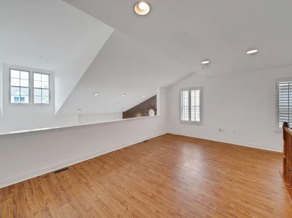 100 Abbie Court image 17 of 41