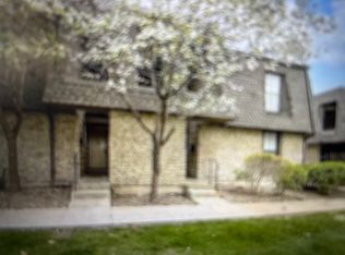 7444 W 102nd Ct, Overland Park, KS 66212