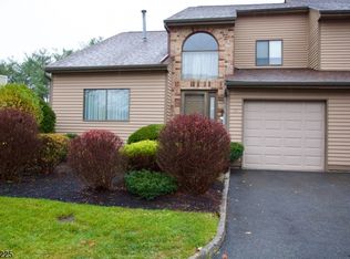 35 Castle Ridge Dr, East Hanover, NJ 07936