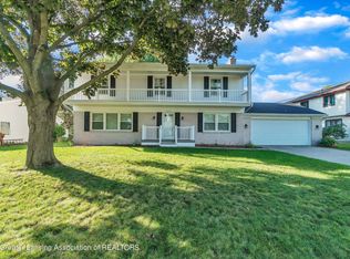 2173 Riverwood Dr, Okemos, MI 48864