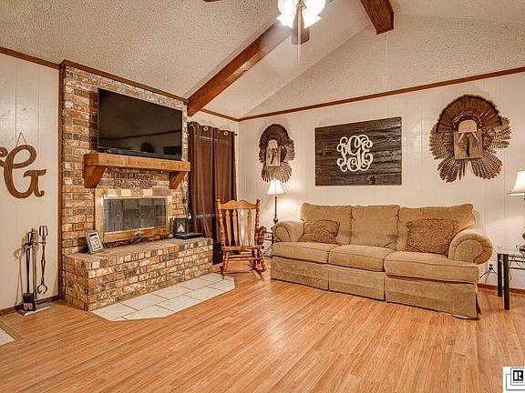 5th image of 124 Warwick Dr