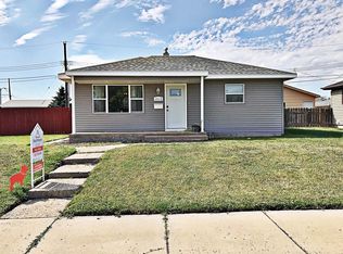1515 9th Ave W, Williston, ND 58801