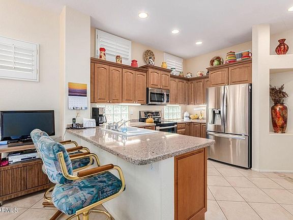 3rd image of 14051 W Black Gold Ln