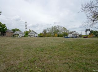 9845 Russell St, Detroit, MI 48211