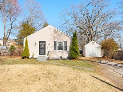 31 Rice St, Pawtucket, RI, 02861