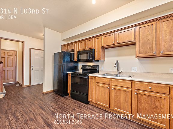 5th image of 3314 N 103rd Ct