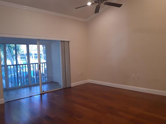 5th image of 16202 Glenmoor Dr #16202