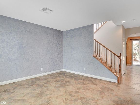 4th image of 9891 Serona Heights Ct