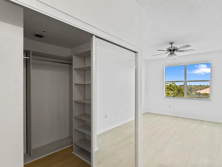 27 Royal Palm Way #503 — Photo 20