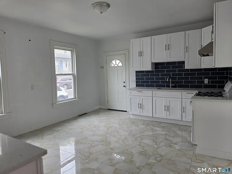 25 Elm St #1 — Photo 6