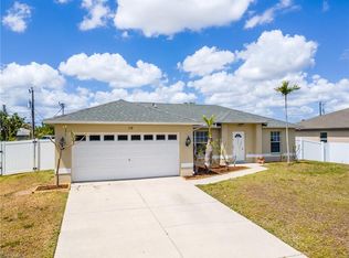 118 NE 9th Ct, Cape Coral, FL 33909