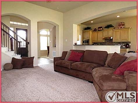 4th image of 9733 Barksdale Dr