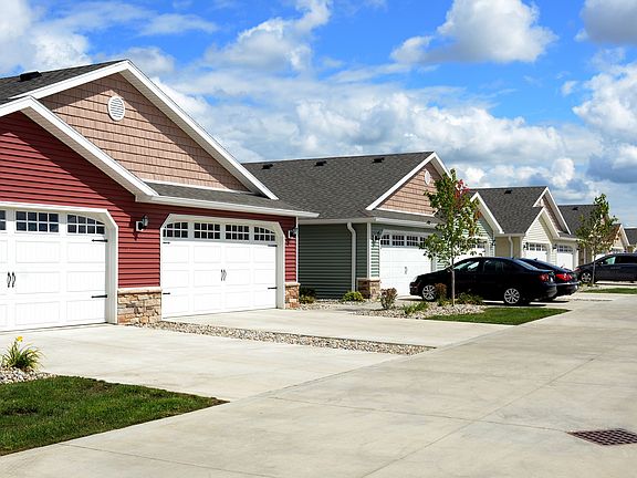 Craftsman exterior with warm colors