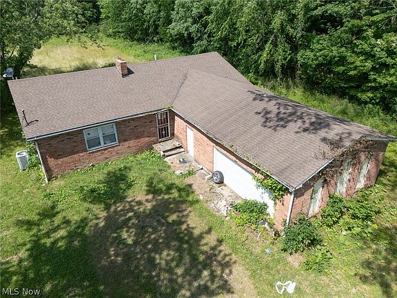 3rd image of 17222 Reynolds Rd
