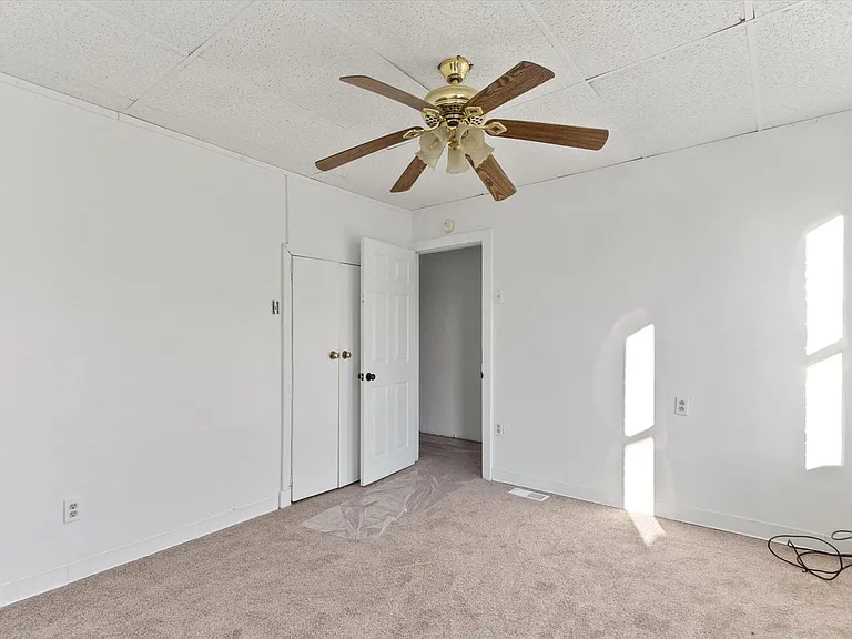 217 W College Ave — Photo 5