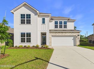 211 Bellewood Dr, Lafayette, LA 70507
