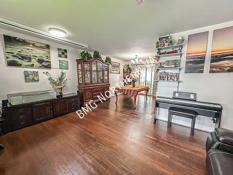8237 Smithfield Ave — Photo 4