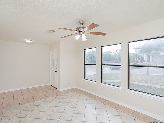 5th image of 10406 PELICAN OAK DR