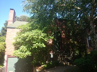 8352 18th Ave NW, Seattle, WA 98117