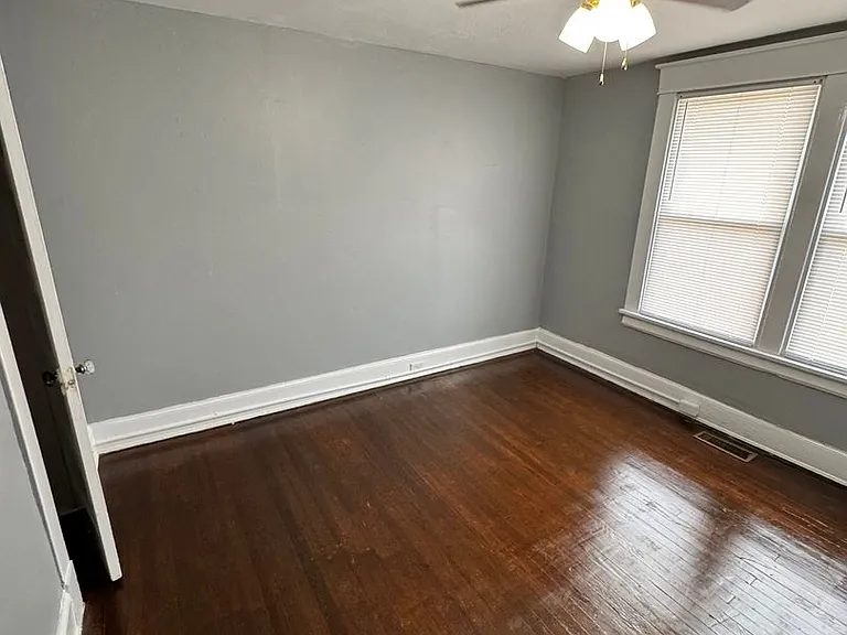 1415 Williamsburg Rd — Photo 6