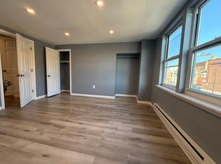 608 S 5th St #3, Philadelphia, PA 19147