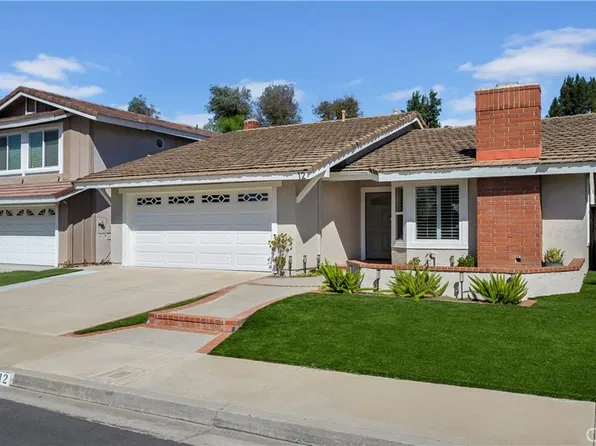 12 Calle Ranchera, Rancho Santa Margarita, CA 92688