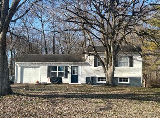 470 Burdel Dr, Wilmington, OH 45177