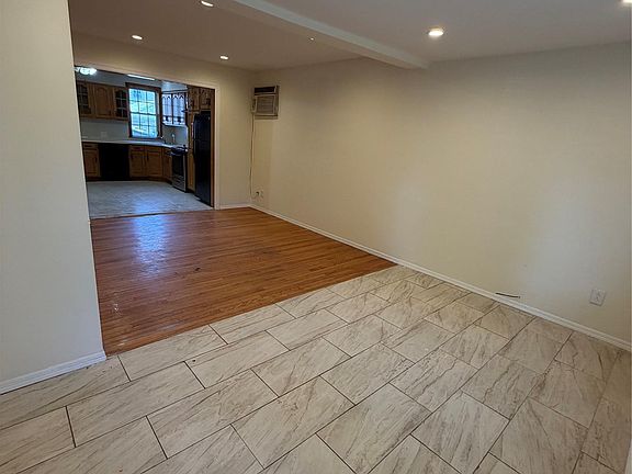 4th image of 97-27 134th Avenue