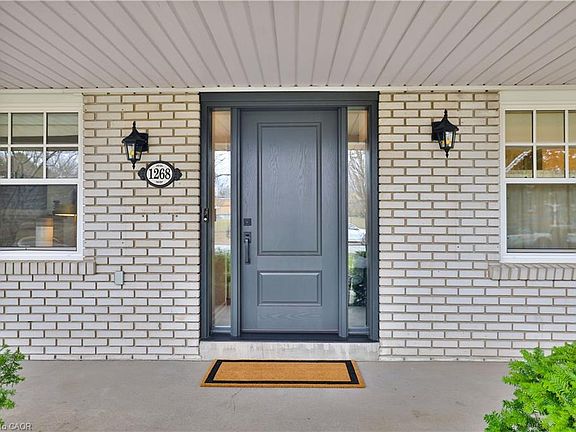 4th image of 1268 Hillhurst Rd