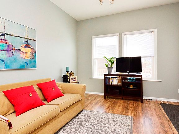 3rd image of 3738 W McLean Ave