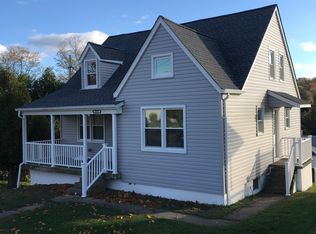 2033 W Arlington Ave, Washington, PA 15301