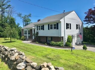 74 Old Rockingham Rd, Salem, NH 03079
